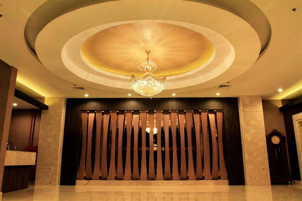 Horison Hotel Pematang Siantar Exterior foto